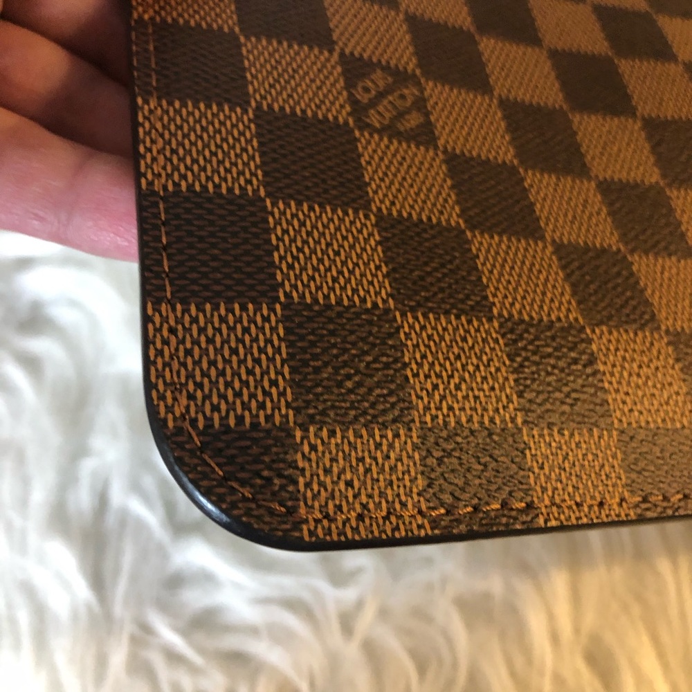 SOLD💚AUTHENTIC NEVERFULL GM DAMIER EBENE POUCH - Picture 3 of 8